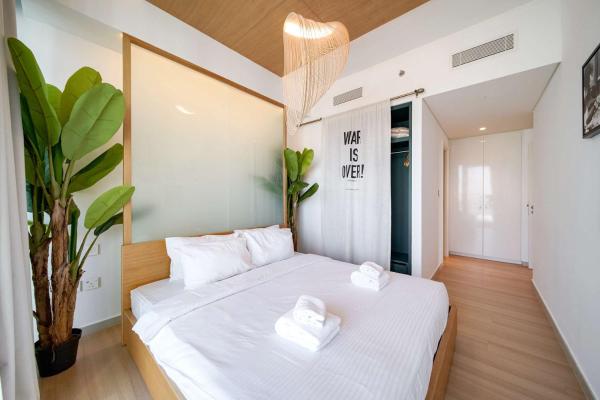 Na zdjęciu widoczny jest obiekt PVH - 2BR Artistic Retreat in Downtown Views 2 położony w mieście Dubaj.