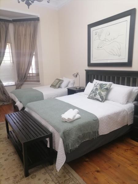 A la foto es mostra l'objecte Tucker House B&B situat a la ciutat de Kimberley.