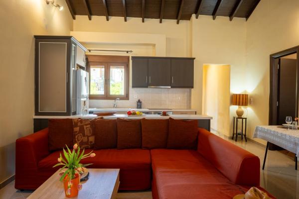 Στη φωτογραφία φαίνεται το αντικείμενο Jasmine House by Panagia of Petra που βρίσκεται στην πόλη Πέτρα.