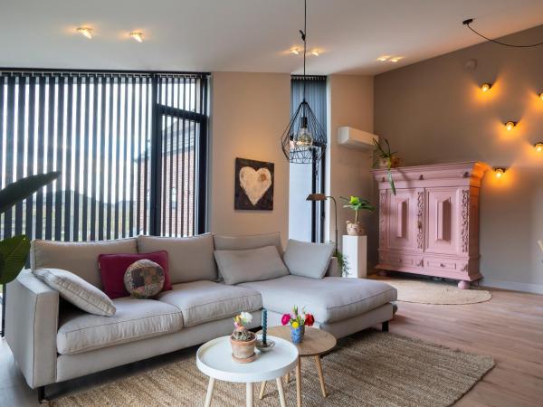 Na zdjęciu widoczny jest obiekt B&B 't Oventje położony w mieście Langenboom.