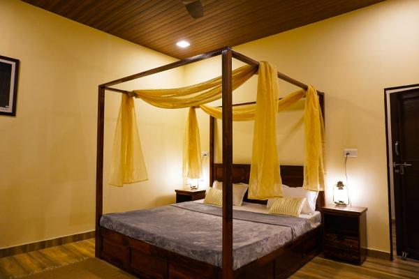 A la foto es mostra l'objecte 2 Serene Cottages in Majkhali Elm and Fig situat a la ciutat de Chaubattia.