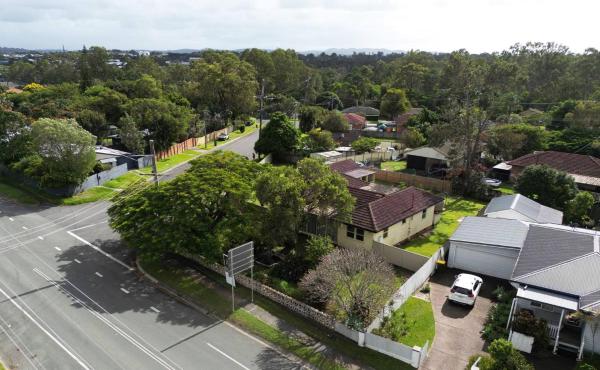 Na zdjęciu widoczny jest obiekt Cozy Queen Room Walk To Museum & Marketplace - Bedroom4 położony w mieście Carbrook.