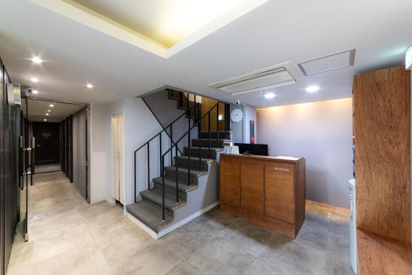 About Stay Seoul, Seul