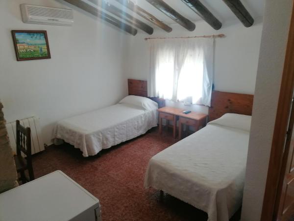 A la foto es mostra l'objecte Casa Gil Guara situat a la ciutat de Chibluco.