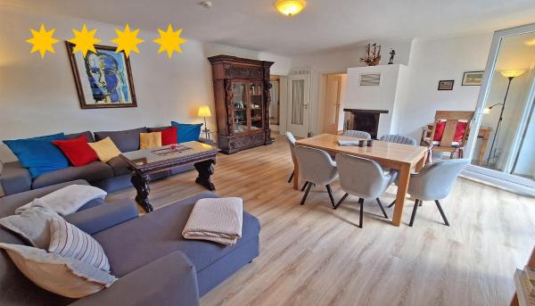 A la foto es mostra l'objecte Insellicht BRINKMANNHAUS 4-Sterne - groß fast am Strand Sauna Terrasse Grill situat a la ciutat de Bansin.