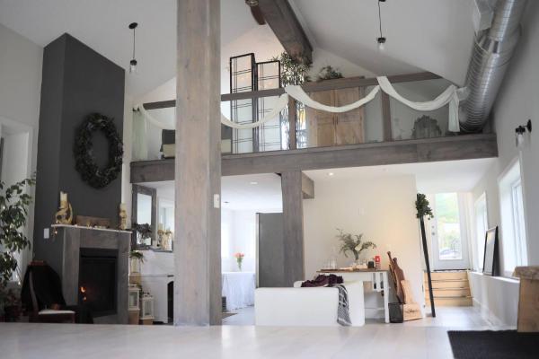På bildet vises objektet The Studio Loft at Fernwood Hills som ligger i byen Strathroy.