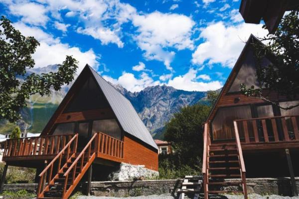 A la foto es mostra l'objecte Vaso-Levani Kazbegi Cottage situat a la ciutat de Kazbegi.