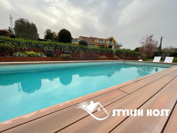 Na zdjęciu widoczny jest obiekt Stylish Host Cantabria- Lujosa villa en Bezana położony w mieście Maoño.