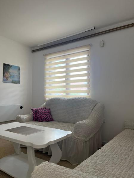 The photo shows the Apartment 17 located in the city of Šip.