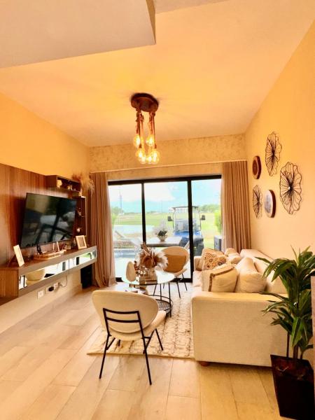På billedet ses objektet Golf and jacuzzi apartment, minimum 2 nights beliggende i byen Punta Cana.