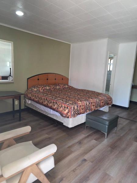 Na zdjęciu widoczny jest obiekt Stardust inn położony w mieście Augusta.