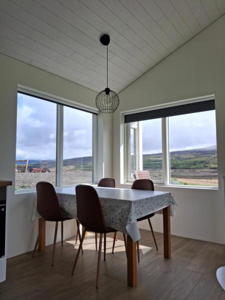 Na zdjęciu widoczny jest obiekt Tungukot sumarhús położony w mieście Akureyri.