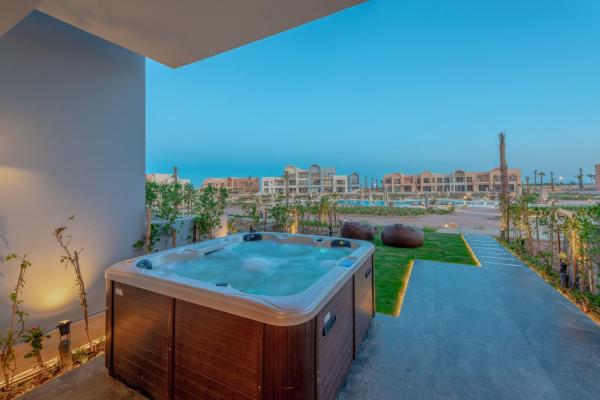 Chic 1 Br With Private Jacuzzi - Hurghada