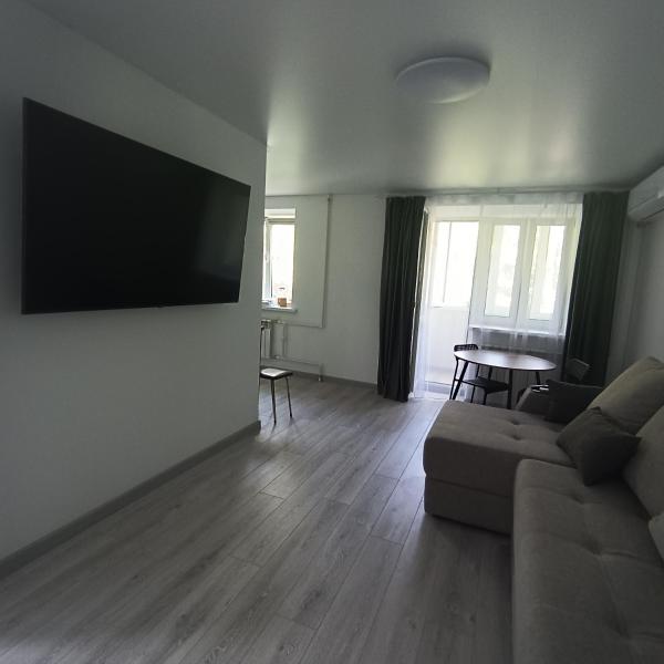 One-Bedroom Apartment — 44 m² - Flat