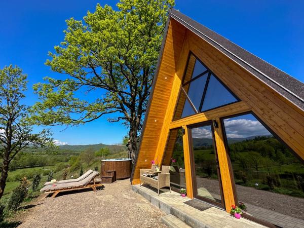 A la foto es mostra l'objecte Dream Cottage A-Frame situat a la ciutat de Perşani.