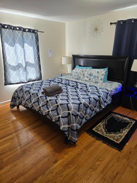 A la foto es mostra l'objecte comfort Room 6B situat a la ciutat de Newark.