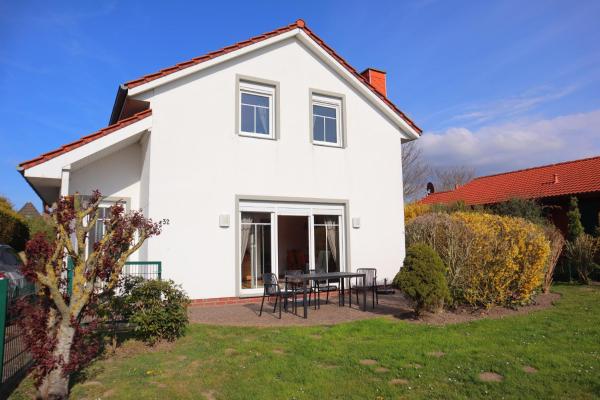 A la foto es mostra l'objecte Ferienhaus Chalet Bel Air situat a la ciutat de Dorum Neufeld.