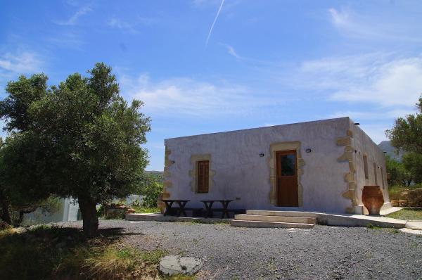 The Village Hideaway - Traditional Stone House, Kisamos