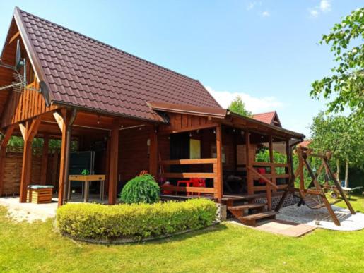 Nella foto è visibile l'oggetto Domek letniskowy U Mira Urowo situato nella città di Urowo.