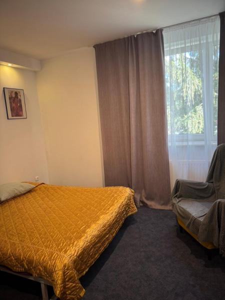 A la foto es mostra l'objecte Hub Property situat a la ciutat de Brzumin.