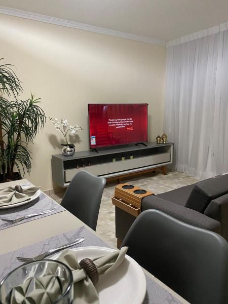 Na zdjęciu widoczny jest obiekt Maravilhoso Apartamento 3,5 km do Aeroport de Guarulhos położony w mieście Guarulhos.