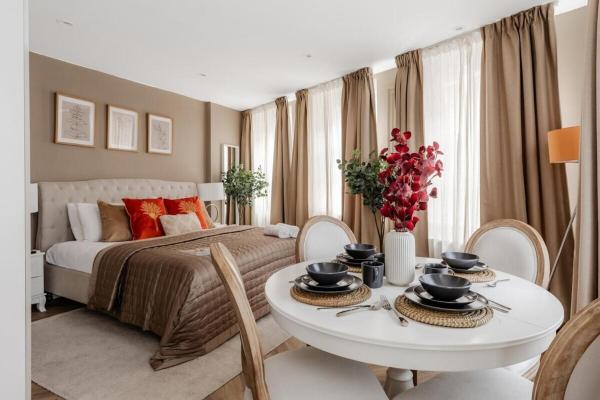 Regents Street's Superb Studios! - Chelsea