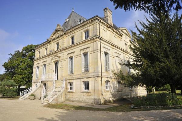 På billedet ses objektet Votre Château La Capelle dans les vignes beliggende i byen Arveyres.
