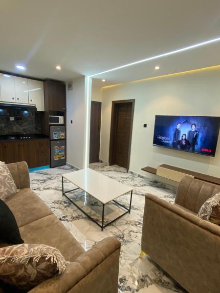 A la foto es mostra l'objecte LV-21 Service Apartment M03a situat a la ciutat de Lagos.