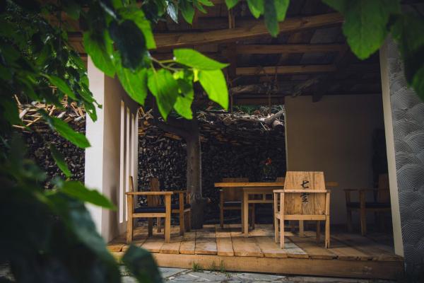 På billedet ses objektet Xicen B&B beliggende i byen Xiaojin.