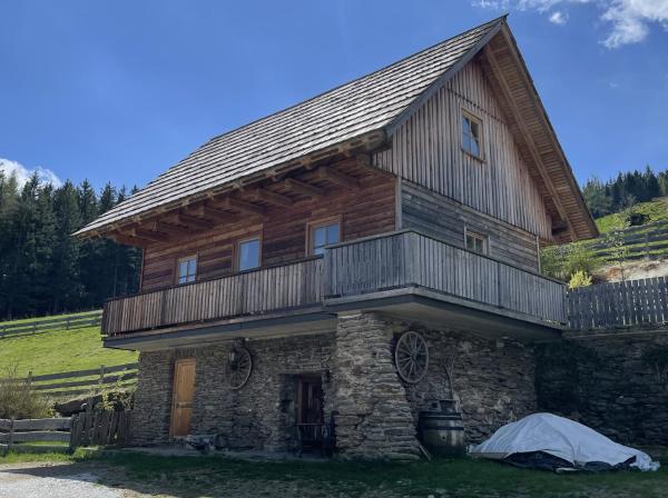 På billedet ses objektet Ferienhaus Mörthandrä beliggende i byen Unterauerling.