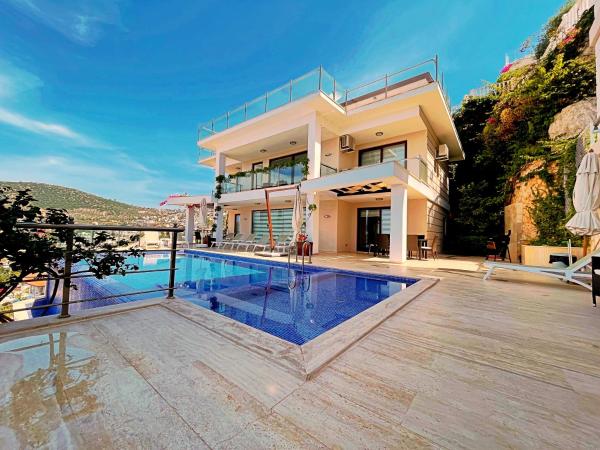 A la foto es mostra l'objecte Villa Capella situat a la ciutat de Kas.
