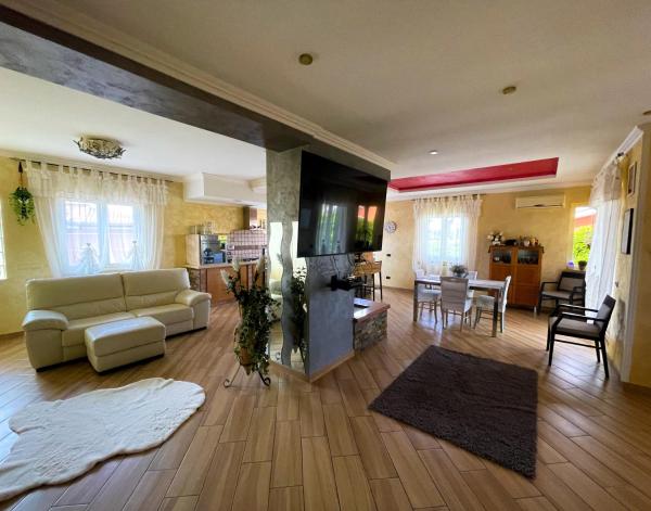 Villa Dal Pescatore Apartment - Elegant Retreat Between Anzio & Nettuno With Garden And Refined Patio - Train Station 500mt - Nettuno