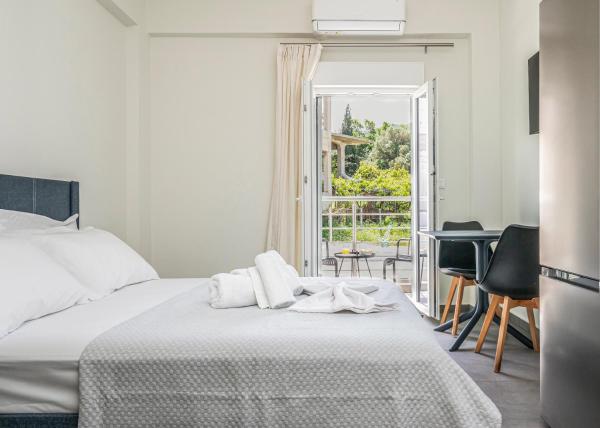 På billedet ses objektet Demar Studios beliggende i byen Levkóyia.