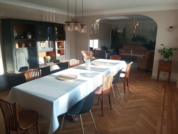 A la foto es mostra l'objecte Gîte Sous le marronnier jusqu'à 10 personnes situat a la ciutat de Archettes.
