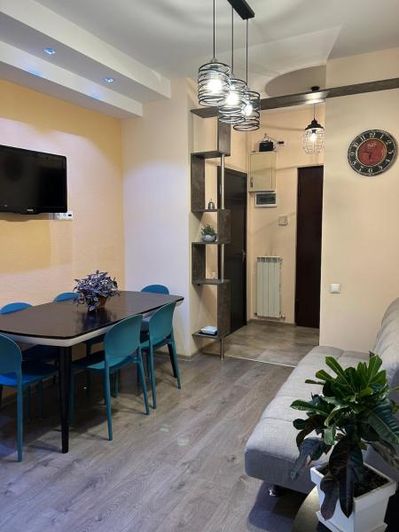 Cozy City Apartment in Tbilisi, Georgia, Tbilisi