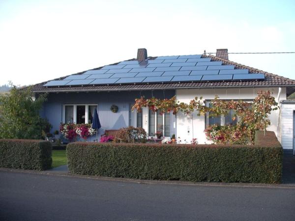 Na zdjęciu widoczny jest obiekt Family Sesterheim Comfortable holiday residence położony w mieście Nohn.