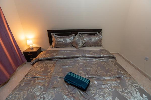 På bilden syns objektet Baith al jannah family friendly rooms som ligger i staden Muşaffaḩ.