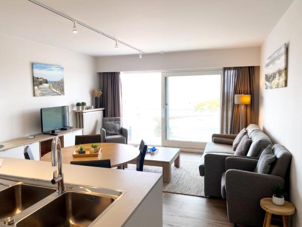 På billedet ses objektet Apartment Nieuwpoort with Stunning Sea Views beliggende i byen Nieuwpoort.