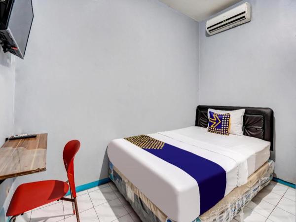 En la foto se muestra el objeto SPOT ON 90147 Gosepa Ambengan Plaza ubicado en la ciudad de Gembong.