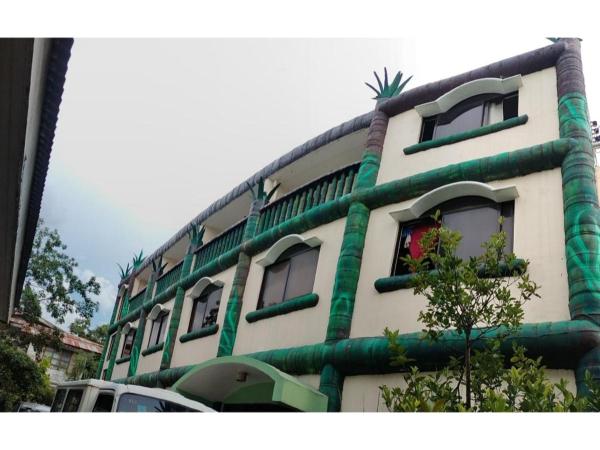 На фото показан объект OYO 800 DDD Habitat Dormtel Bacolod, расположенный в городе Taculing Hacienda.