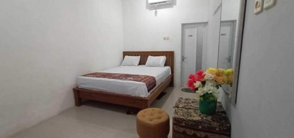 写真にはSemayu市にあるHotel O Homestay Kita Purworejoが写っています。