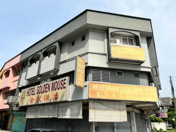 Na fotografii je vidět objekt OYO 90994 Hotel Golden Mouse nacházející se ve městě Ipoh.