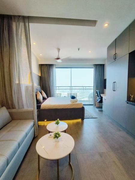 På billedet ses objektet Twilight Studio Supernova beliggende i byen Noida.