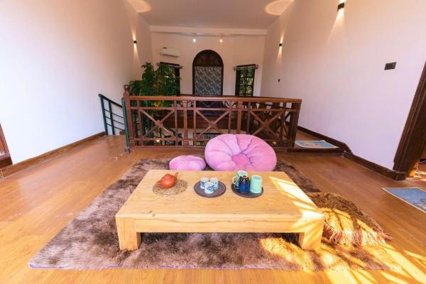 Na fotografii je vidět objekt Vườn Tùng RiverSide retreat & Villa - KDT ECOPARK nacházející se ve městě Kim Quan.