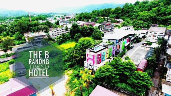 På billedet ses objektet The B Ranong Trend Hotel beliggende i byen Ranong.