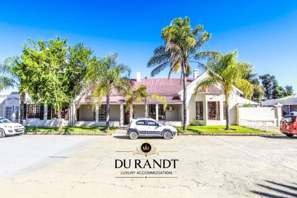 照片显示了位于Adelaide市的Du Randt Luxury Accommodation物件。