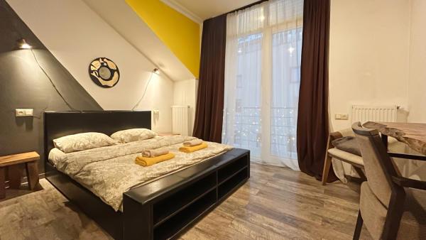En la foto se muestra el objeto Mestia Retreat Sleeps 12 with Garden ubicado en la ciudad de Mestia.