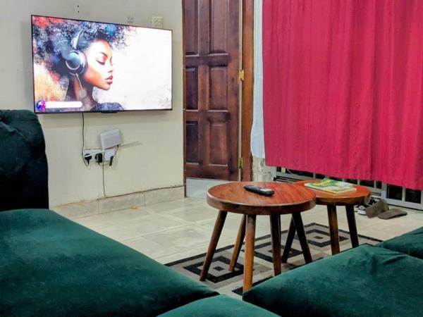 The Cozy Emerald Dual TV Comfort, Kampala
