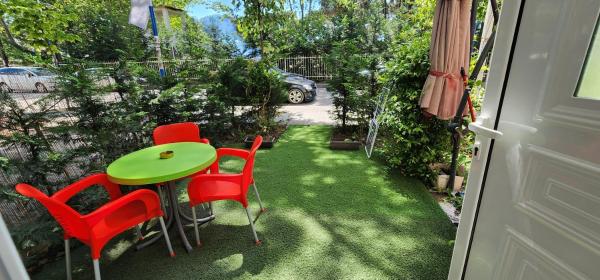 A la foto es mostra l'objecte Sunny Beach Loft situat a la ciutat de Golem.