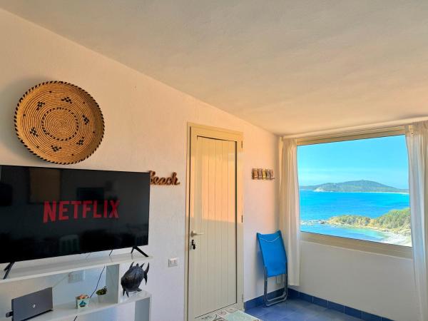 Auf dem Foto ist das Objekt Elegant Seaview Home w AC e Free Private Park in der Stadt Simius zu sehen.